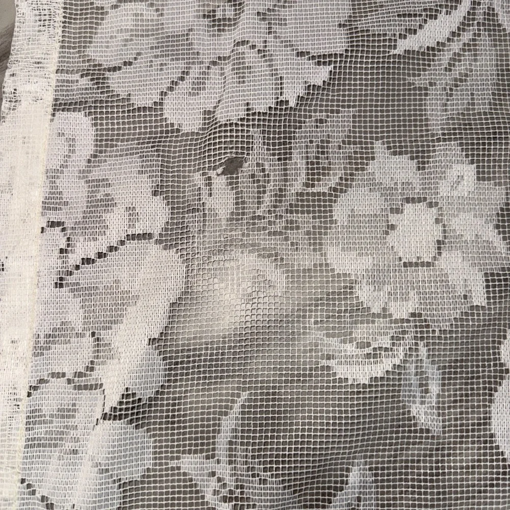 Vintage 2 Panels Lace Ivory Cream Curtain 59X51 In Floral Cottage Country READ